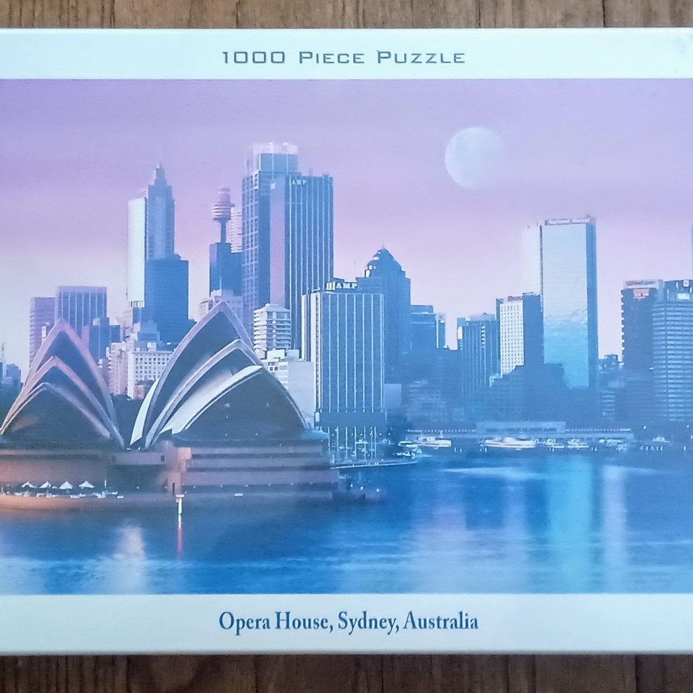 Blue and White Sydney Opera House Puzzle Game